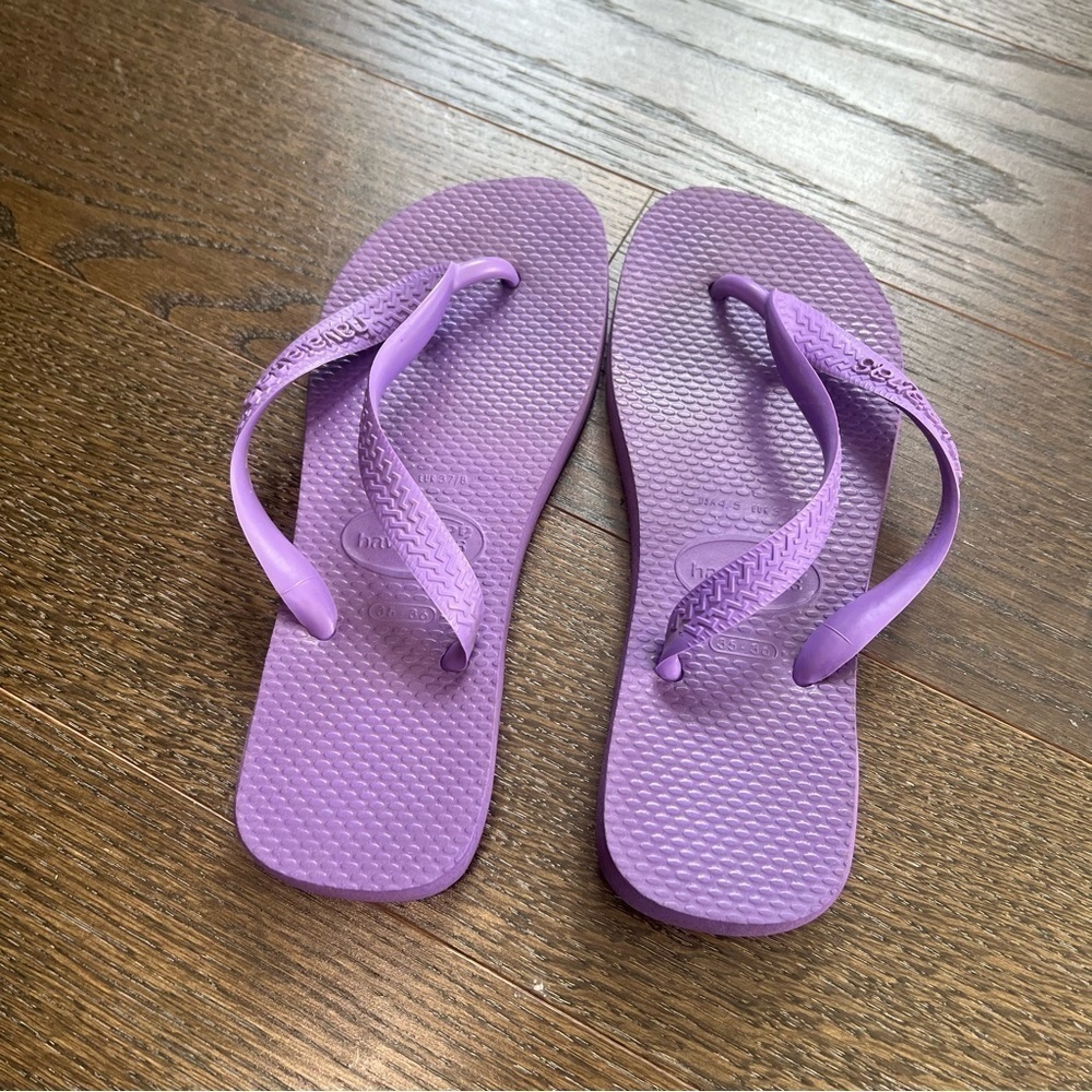 HAVAIANAS Purple Flip Flops 6.5